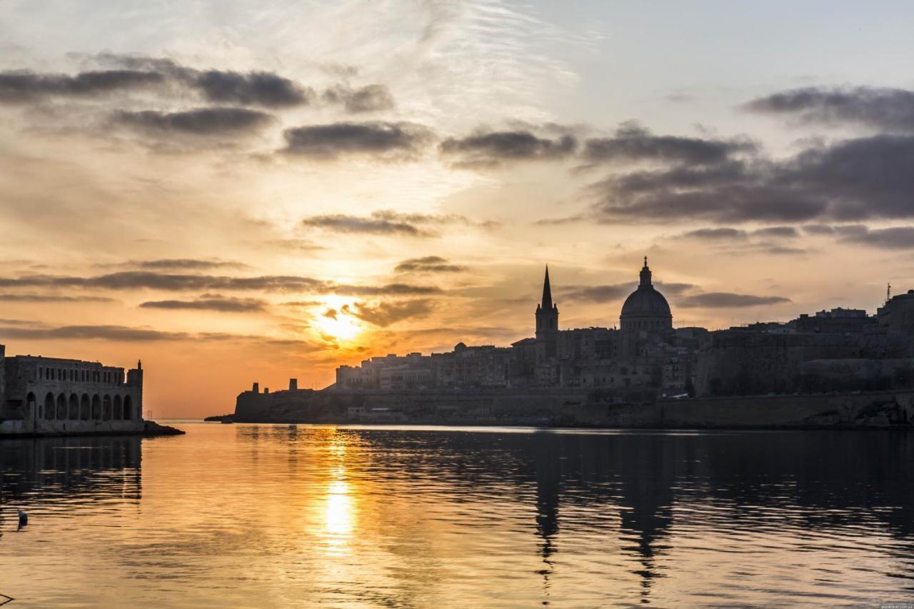 Central And Cosy 2Br Apartment In Valletta Luaran gambar
