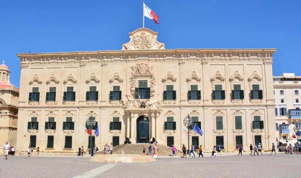 Central And Cosy 2Br Apartment In Valletta Luaran gambar